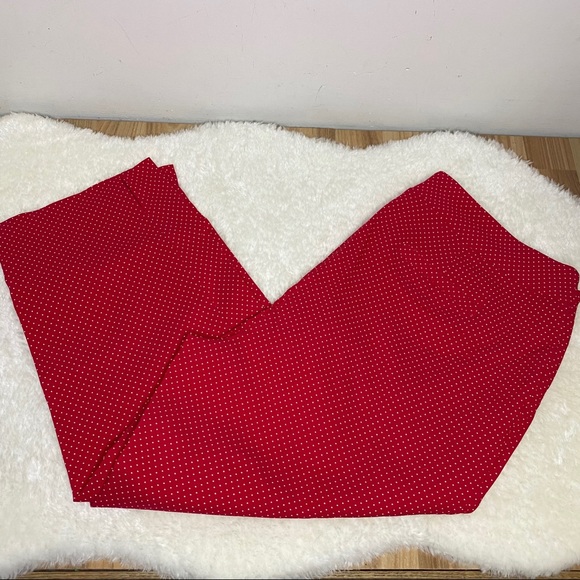 Carolina Belle Red Polka Dot Plus Size Capris - Picture 8 of 9